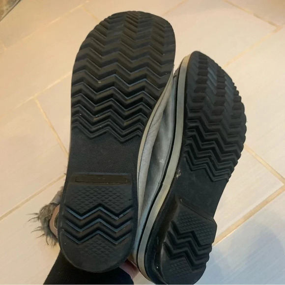 Sorel Leather Tofino Winter Quilted Factory Distressed  Style Faux Fur Boots - Picture 10 of 11